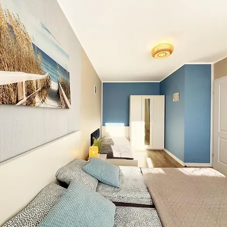 Aston Debina * Debina (Ustka)