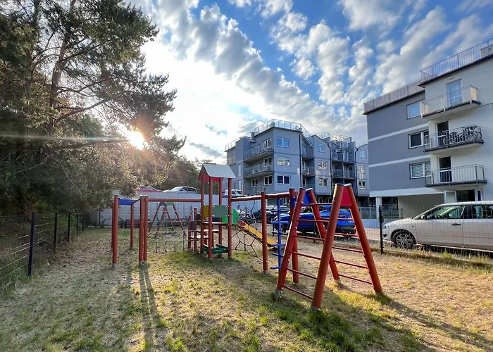 Aston Debina Debina (Ustka)