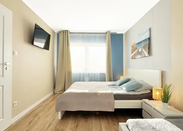 Aston Debina דירה *